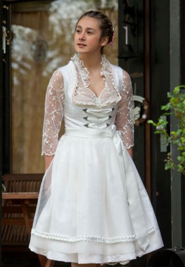 Elegantes Brautdirndl mit Schürze aus Organza.